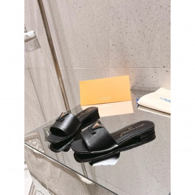 LV capri Flat Mule    , Size 35-41