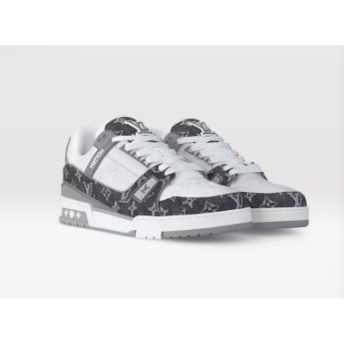 LV Trainer Sneaker, Size 35-45