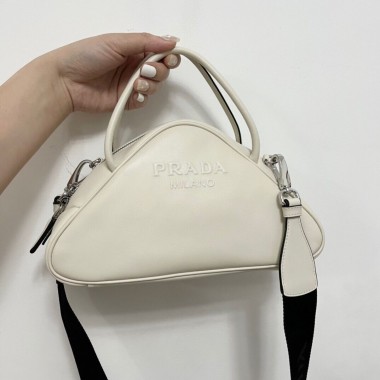 Borsa Prada Triangle in pelle