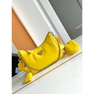 Prada Padded nappa-leather Prada Re-Edition 2005 shoulder bag