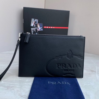 Prada Pouchette in Pelle 