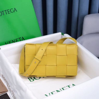 Bottega Veneta Cassette intrecciato Nappa Bag