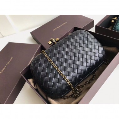 Bottega Veneta Knot Clutch 