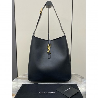 Saint Laurent LE 5 À 7 Supple Large in grained leather -Black/Gold