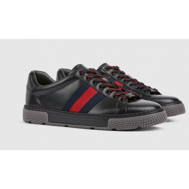 Sneaker Gucci Ace uomo con dettaglio Web