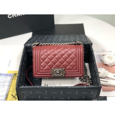 Small Boy Chanel Handbag in Lambskin 