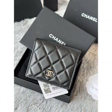 Chanel Black Pelle di agnello piccolo portafoglio piegato hardware argento