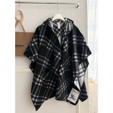 Burberry Check Wool  Hooded Cape 