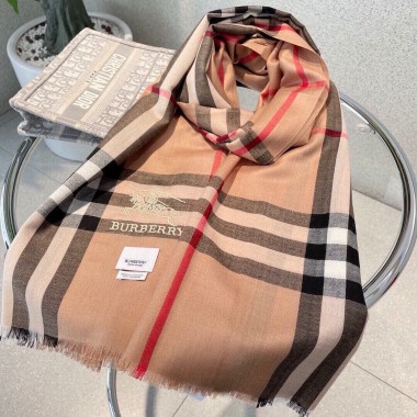 Burberry Reversiable Cashmere Scarf