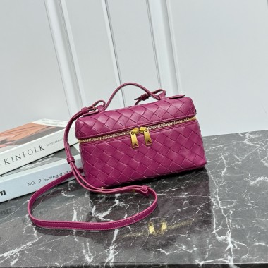 Cinnabar Intrecciato leather Bang Bang Vanity Case 