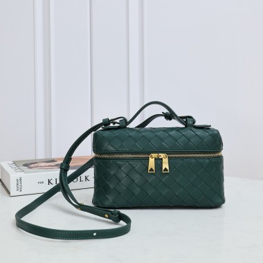 Emerald Green Intrecciato leather Bang Bang Vanity Case 