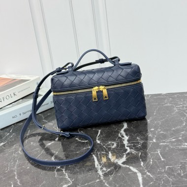 Nocturnal Intrecciato leather Bang Bang Vanity Case 