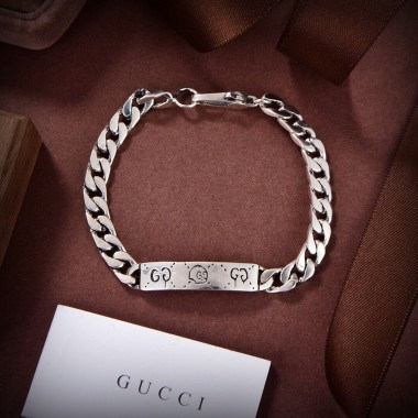 Gucci Men's Silver Bracelet 