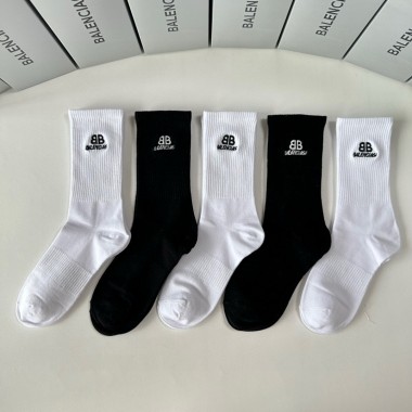 Balenciaga socks ( 5 pairs)