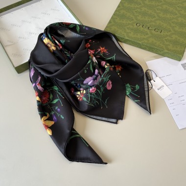 Gucci Silk Square Scarf 90