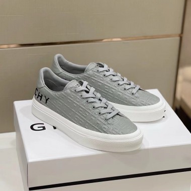Givenchy Men's Sneaker, Size 39-45