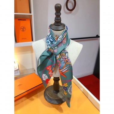 Hermse Silk Square scarf 90cm