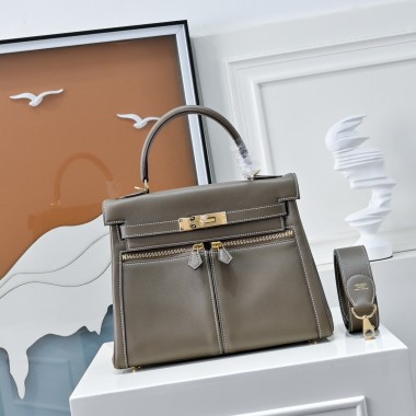 Hermes Kelly Lakis Pocket 28 / 32 in Swift Leather-Etoupe