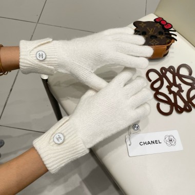 Chanel Cashmere Gloves