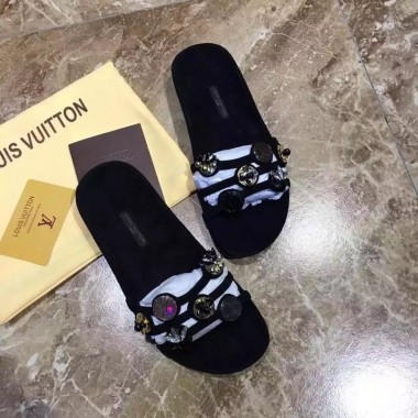 L.V lady's leather shoes