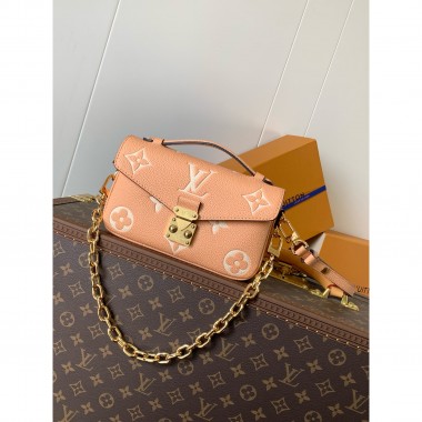 M12735 Pochette Métis East West