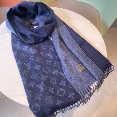 Louis Vuotton Cashere Scarf