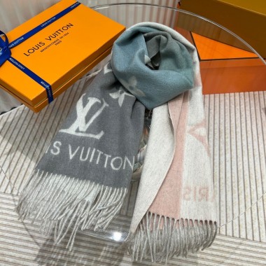 Louis Vuotton Cashere Scarf