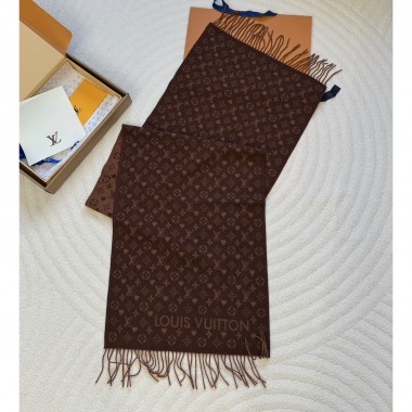 LV Game On Scarf  