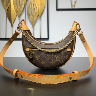 Louis Vuitton Monogram Loop M81098