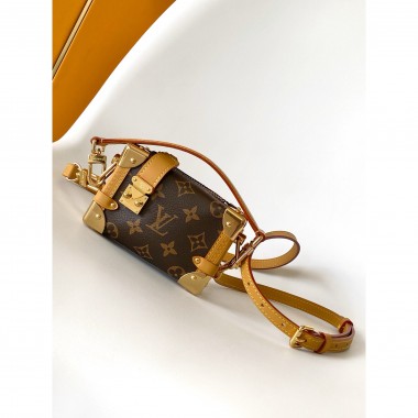 M83018 Pico Side Trunk