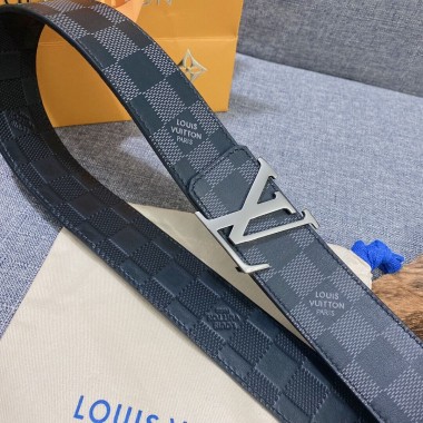 Cintura LV Initiales 40 MM Reversibile 