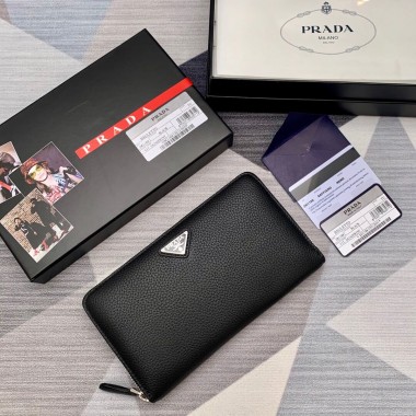 Prada portafoglio in pelle 