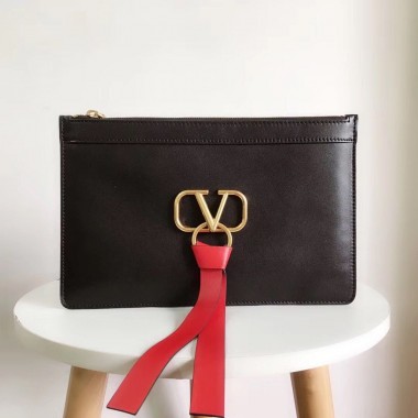 Valentino Pouchette Vring in Vitello