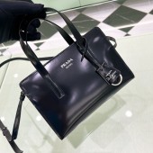 Borsa Prada Re-Edition 1995 mini in pelle spazzolata