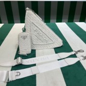 Borsa Prada Triangle in rafia