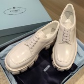 Stringate Monolith in pelle spazzolata