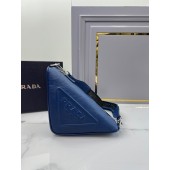 Borsa Prada Triangle in Saffiano