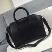Givenchy Medium Antigona Bag in Grained Leather 