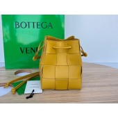Bottega Veneta  Small Cassette Bucket Bag
