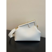 Fendi First Medium Borsa in pelle