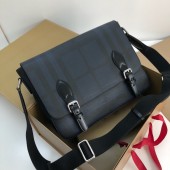  Burberry London Messenger 