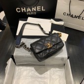 Chanel 19 Mini borse / Marsupi in pelle 