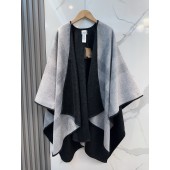 Burberry Check Wool Cape 