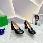 Bottega Veneta Leather Pups size 35-41