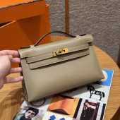 Hermes Kelly Pochette in Swift Leather-Beige marfa