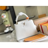 Louis Vuitton Capucines BB