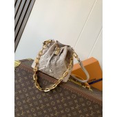 M26530 Borsa Coussin Bucket