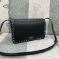 Valentino Garavani Rockstud23 Shoulder bag