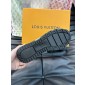 LV run away sneaker, Size 38-45