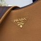 Sacca Prada medium in pelle-Caramel